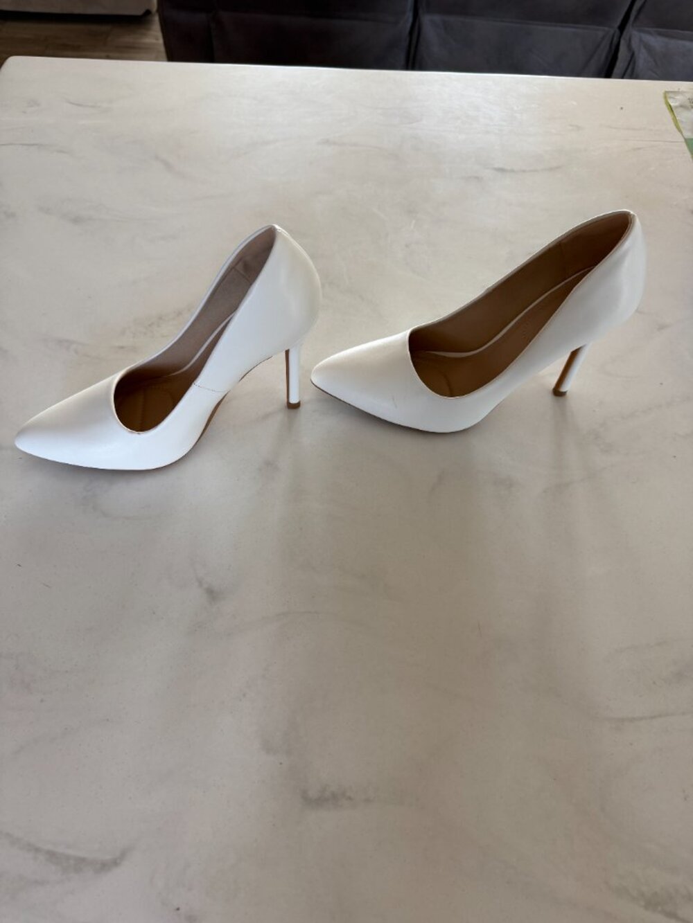 White Pointed Toe Stiletto Pumps Size 7.5 Faux Leather Classic Heels - Picture 6 of 12